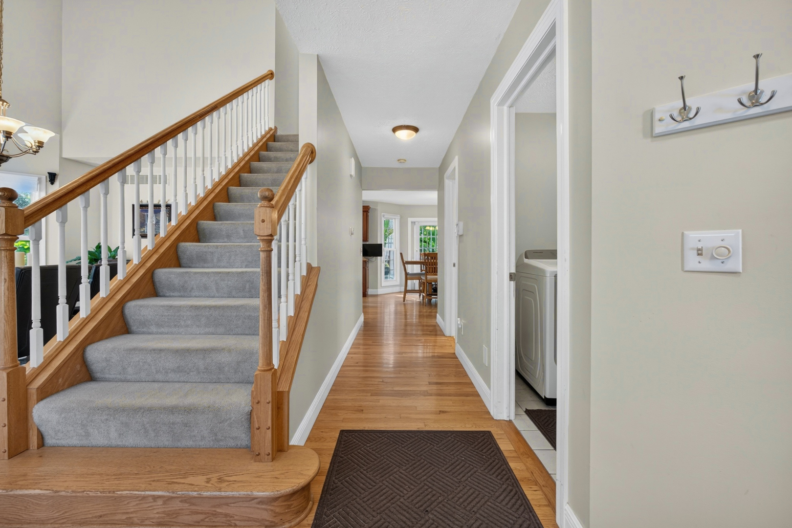 9159 Deer Ridge Drive Property Photo 3