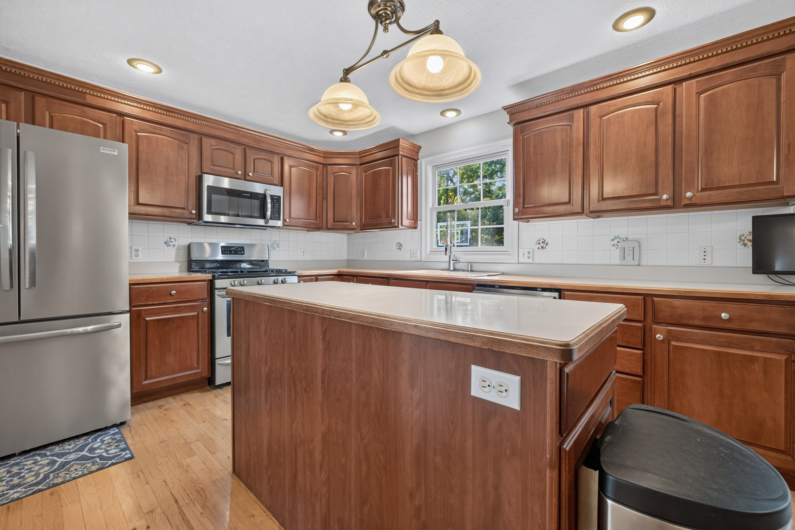 9159 Deer Ridge Drive Property Photo 13