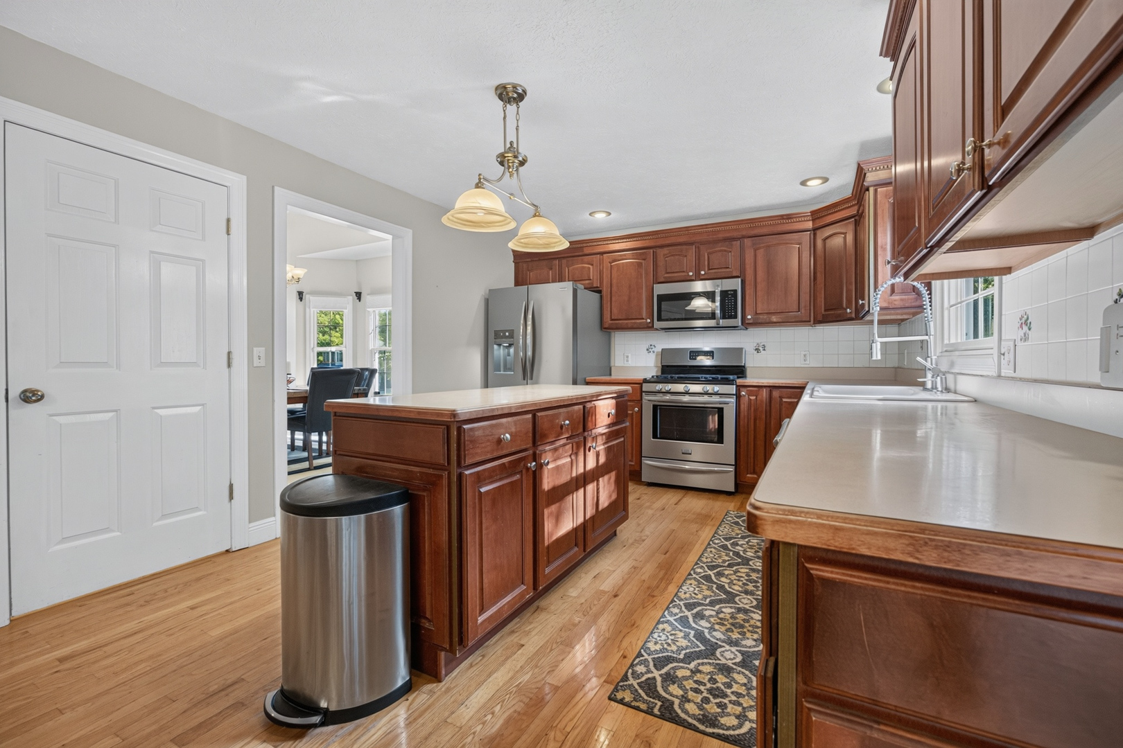 9159 Deer Ridge Drive Property Photo 14