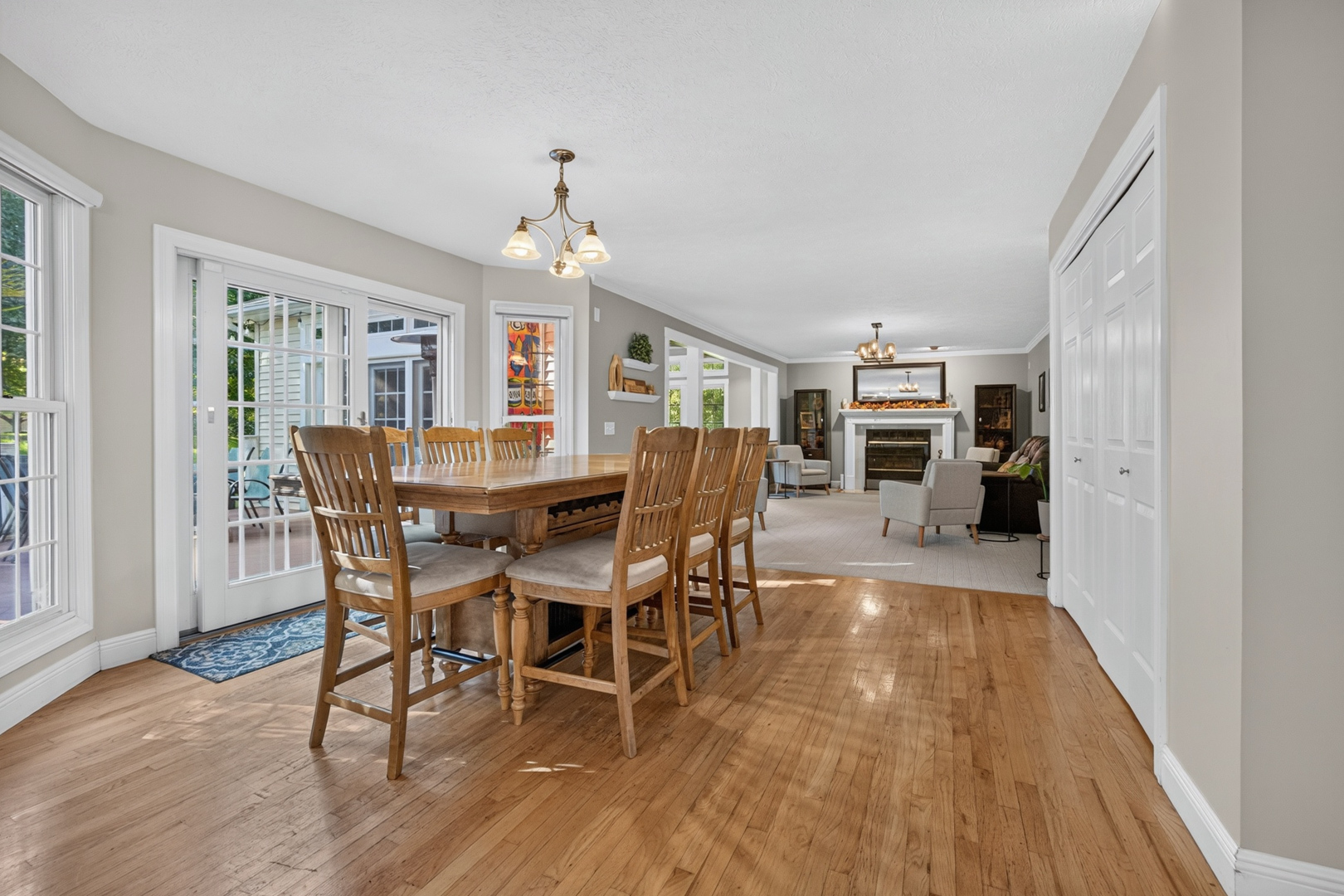 9159 Deer Ridge Drive Property Photo 15