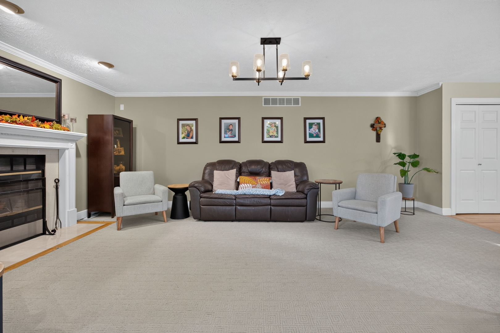 9159 Deer Ridge Drive Property Photo 20