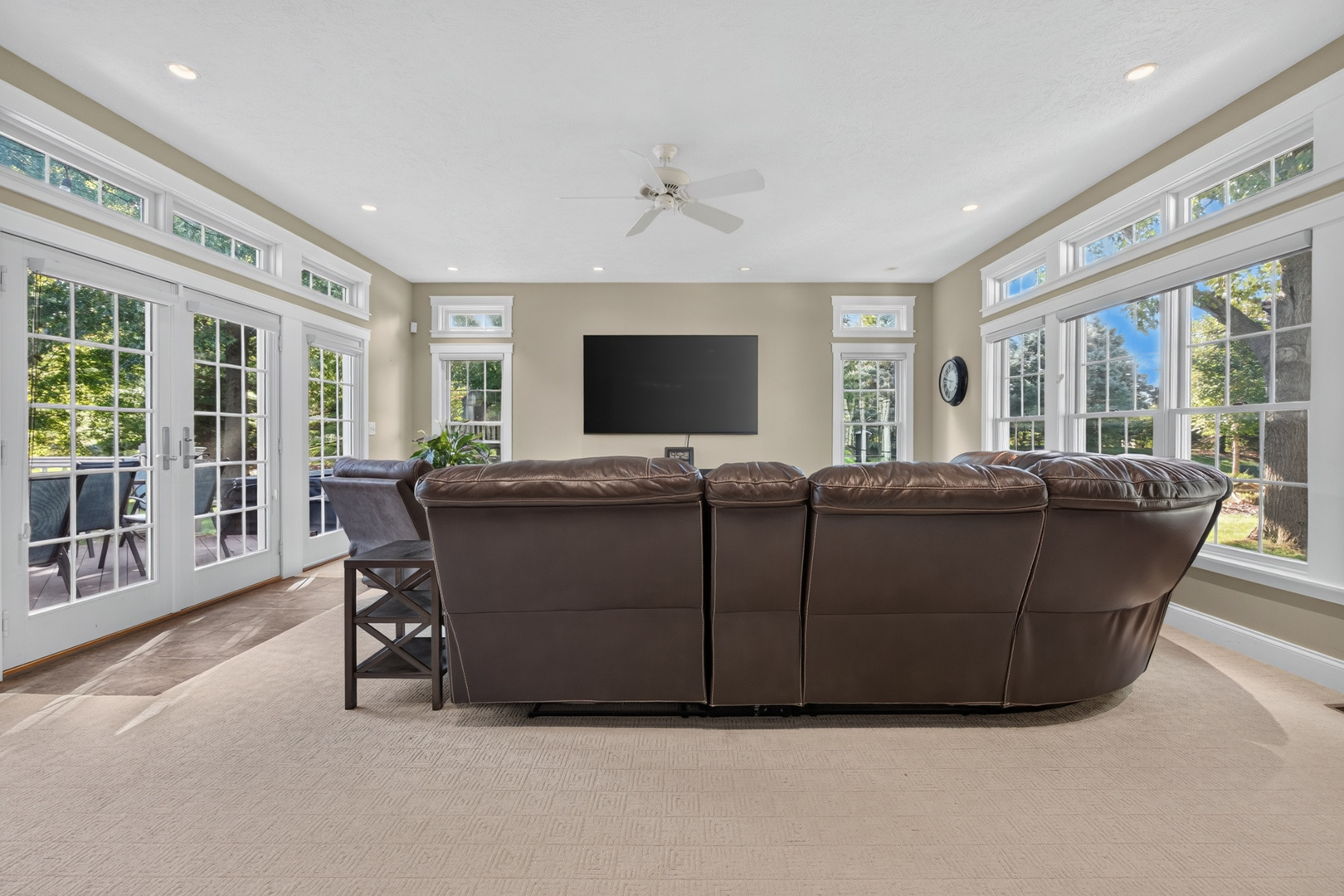 9159 Deer Ridge Drive Property Photo 22