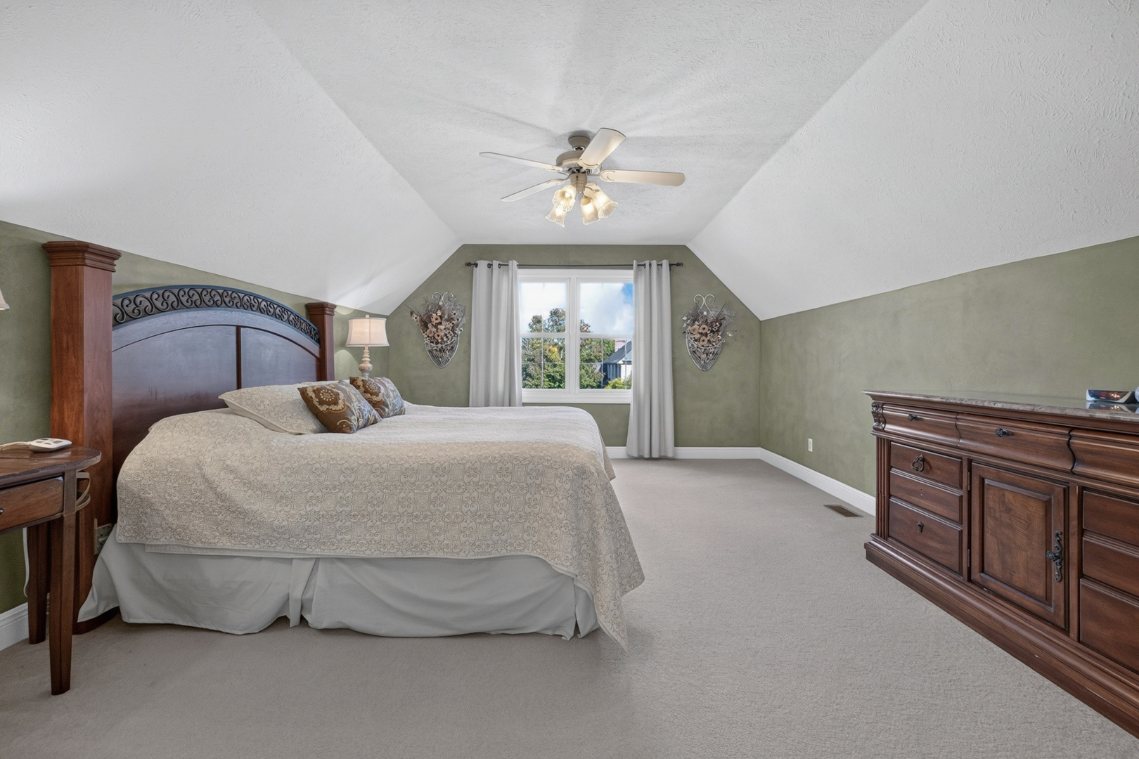 9159 Deer Ridge Drive Property Photo 41