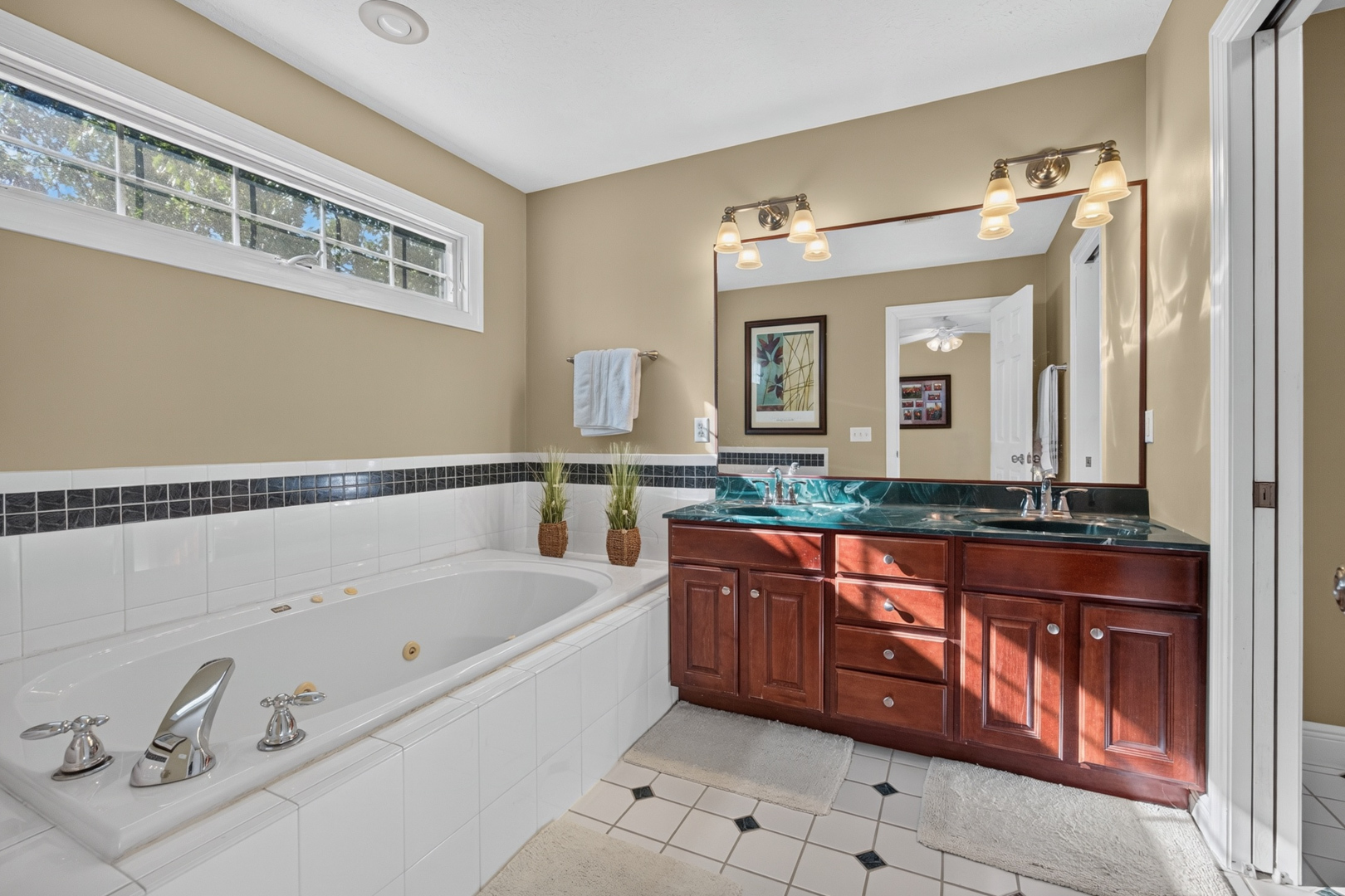 9159 Deer Ridge Drive Property Photo 45