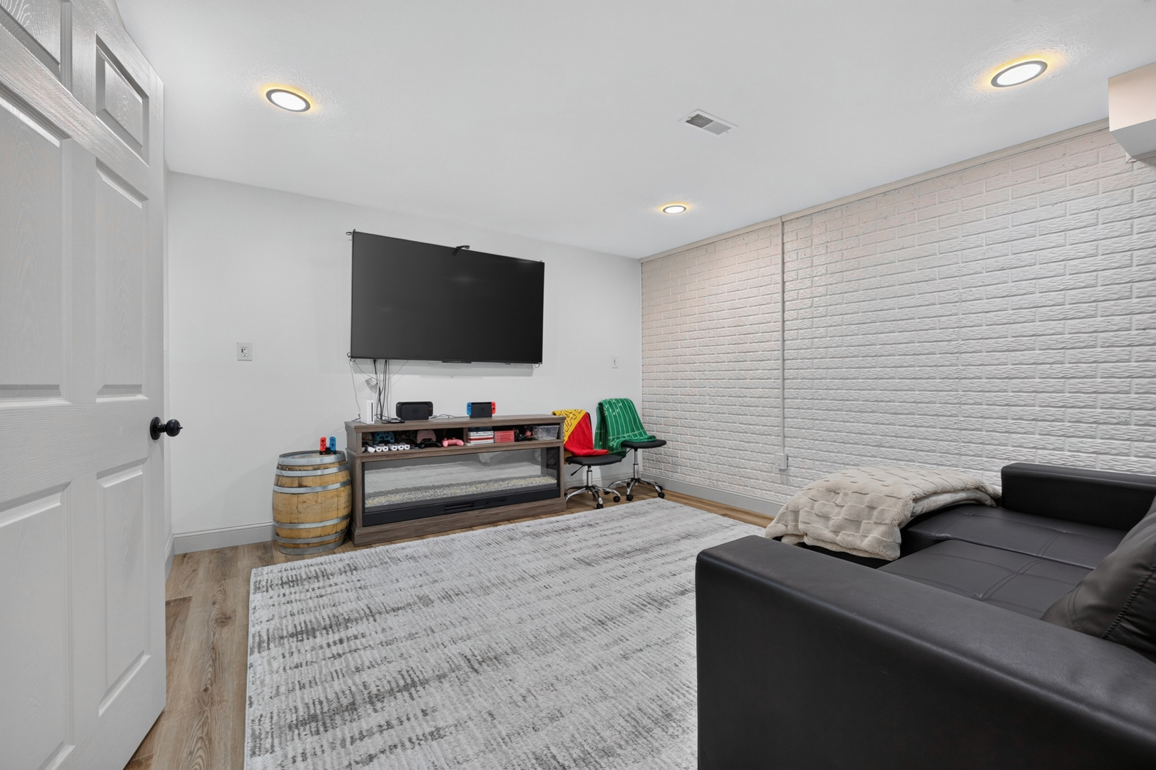 9159 Deer Ridge Drive Property Photo 48