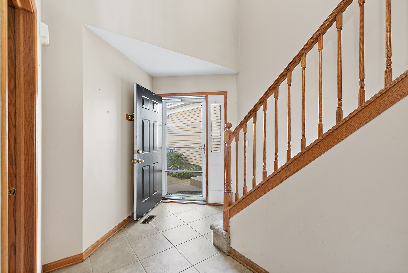 206 Wild Meadow Lane Property Photo 3