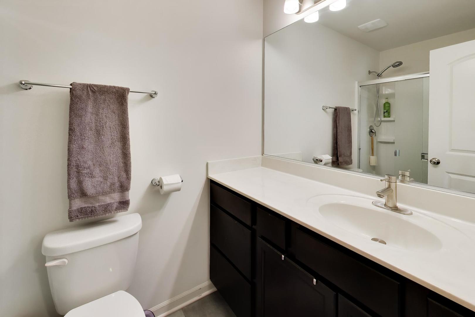 3628 Hyde Park Court Property Photo 23