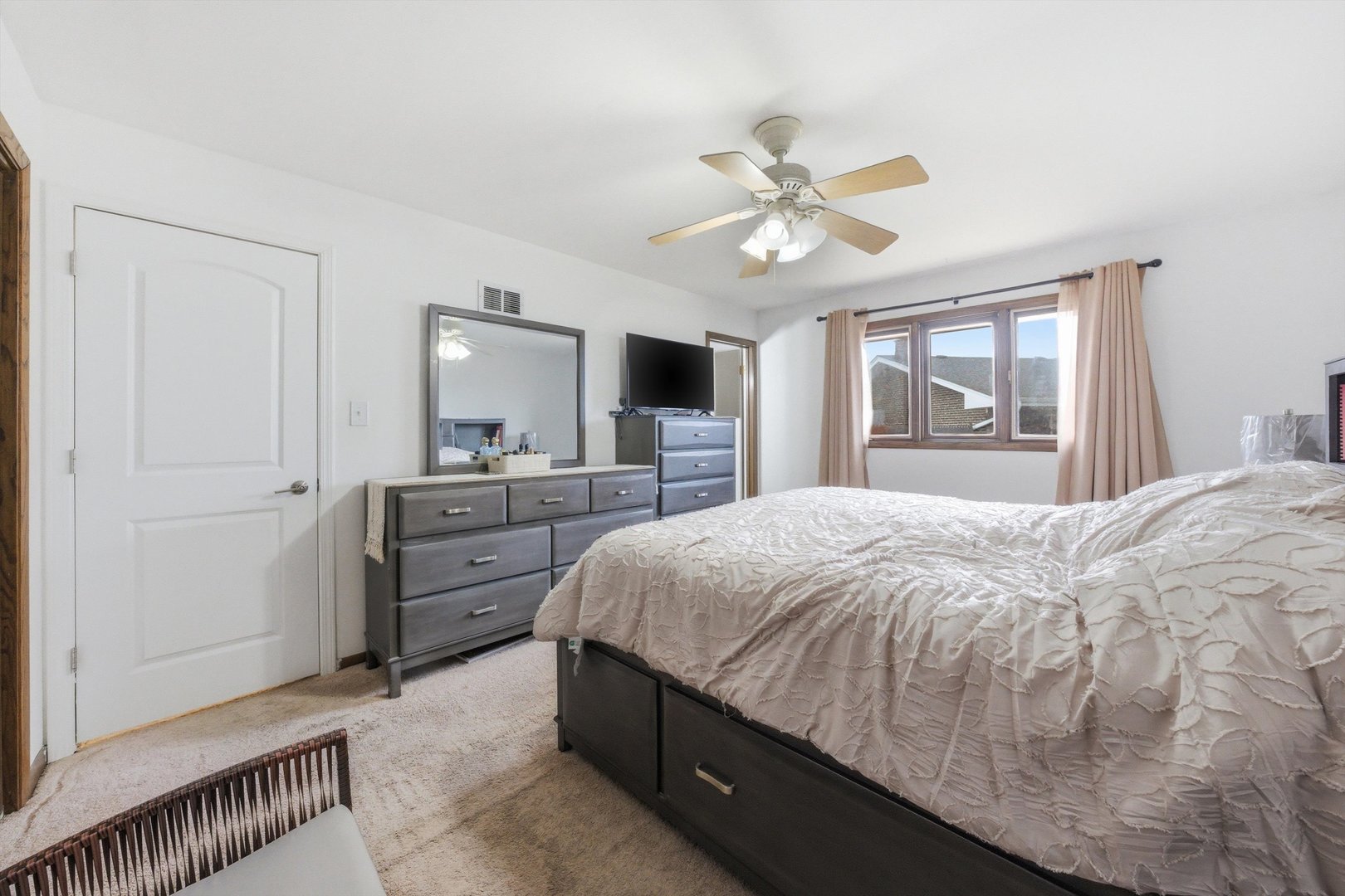 7545 Halesia Court Property Photo 14