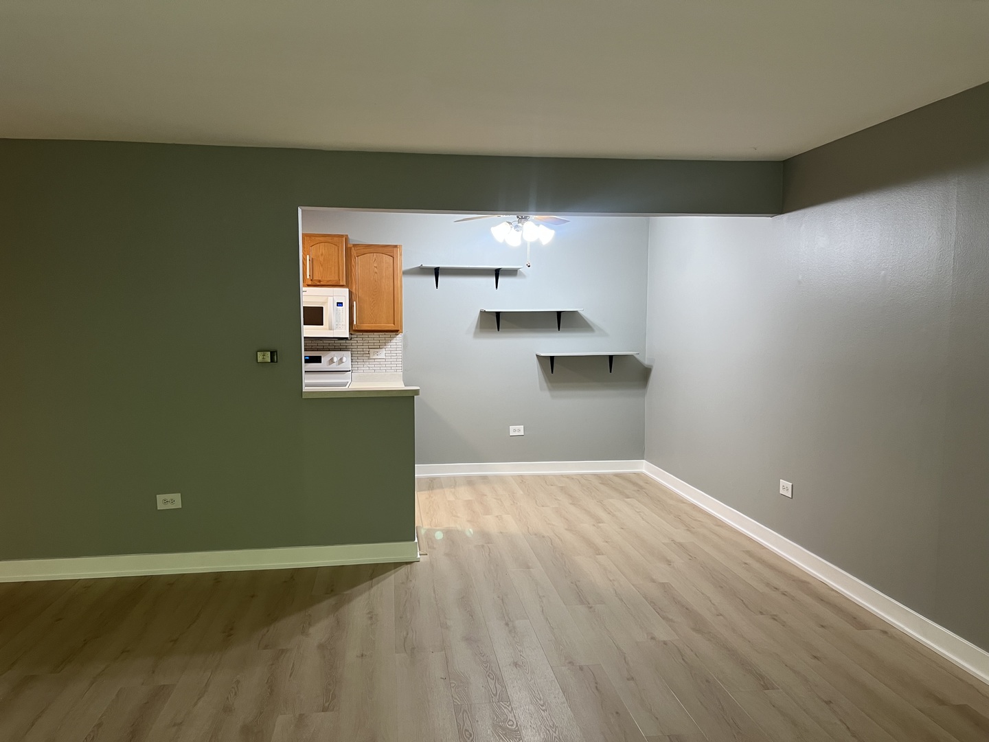 7425 Brookdale Drive 107 Property Photo 4