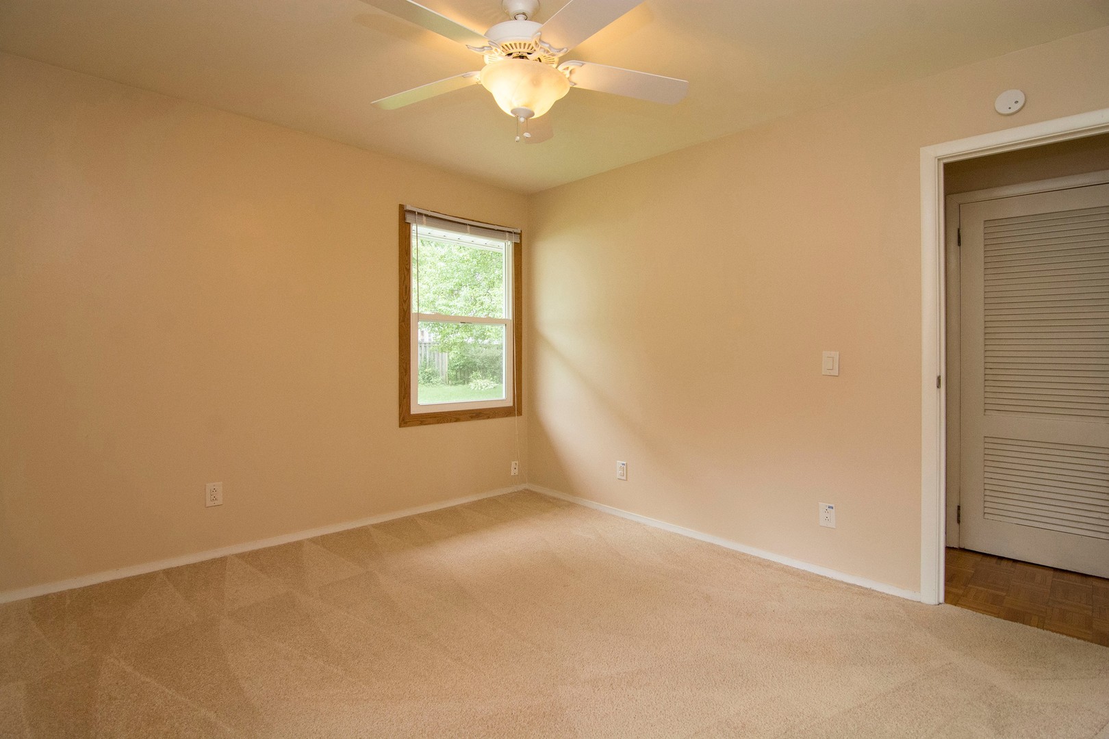 1406 Eastern Drive Property Photo 11