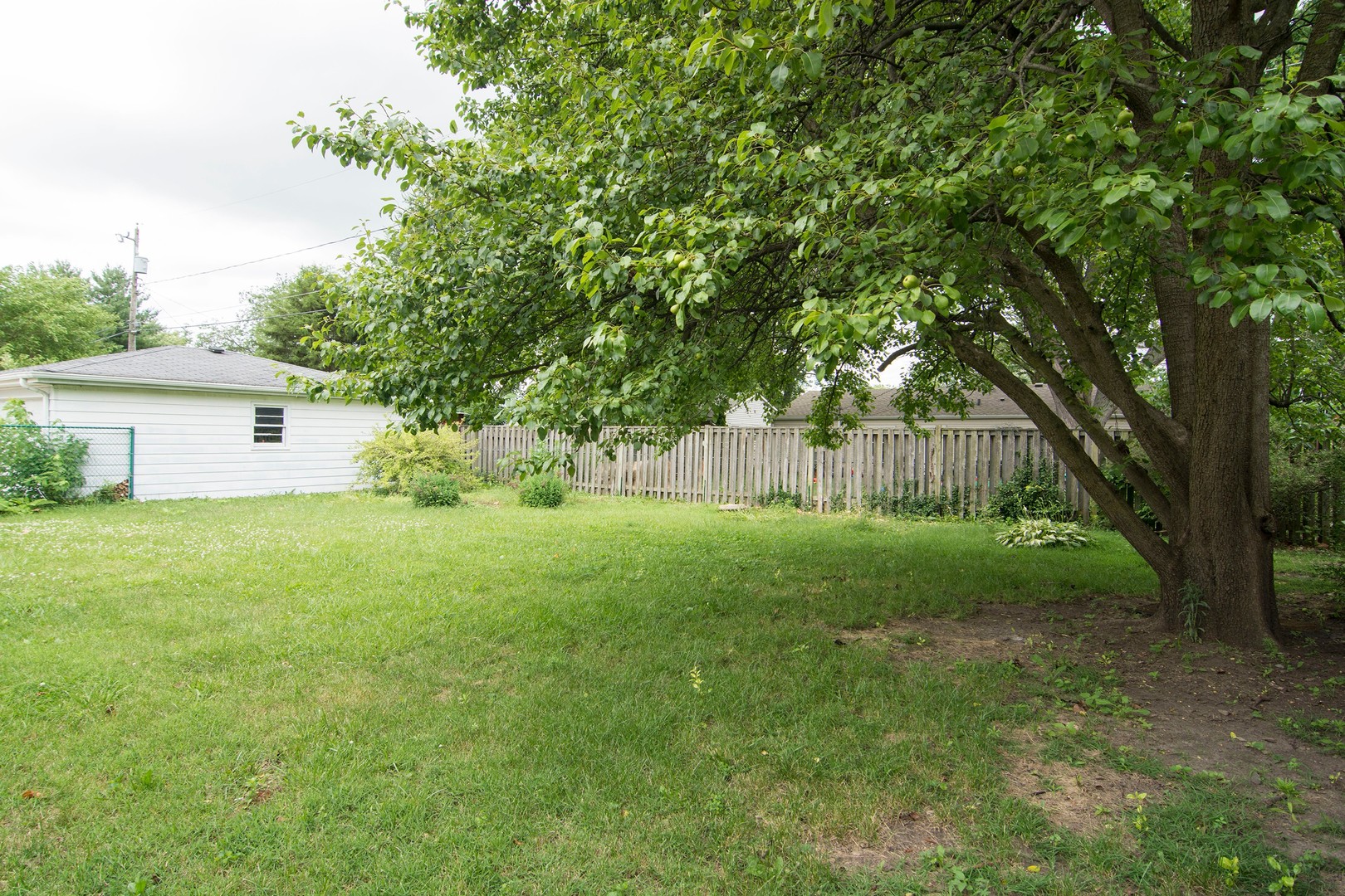 1406 Eastern Drive Property Photo 15