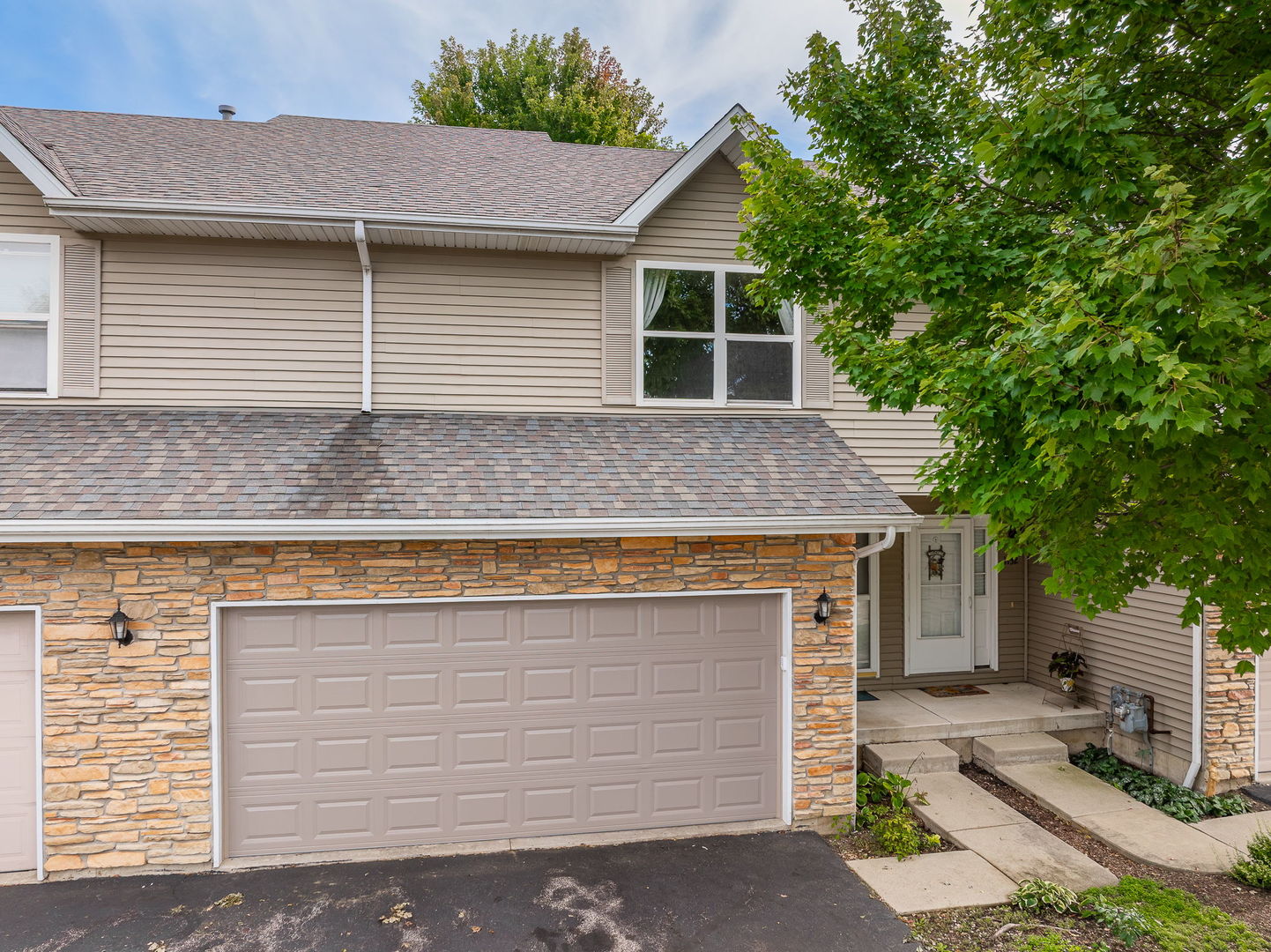 1134 Rose Drive Property Photo 1