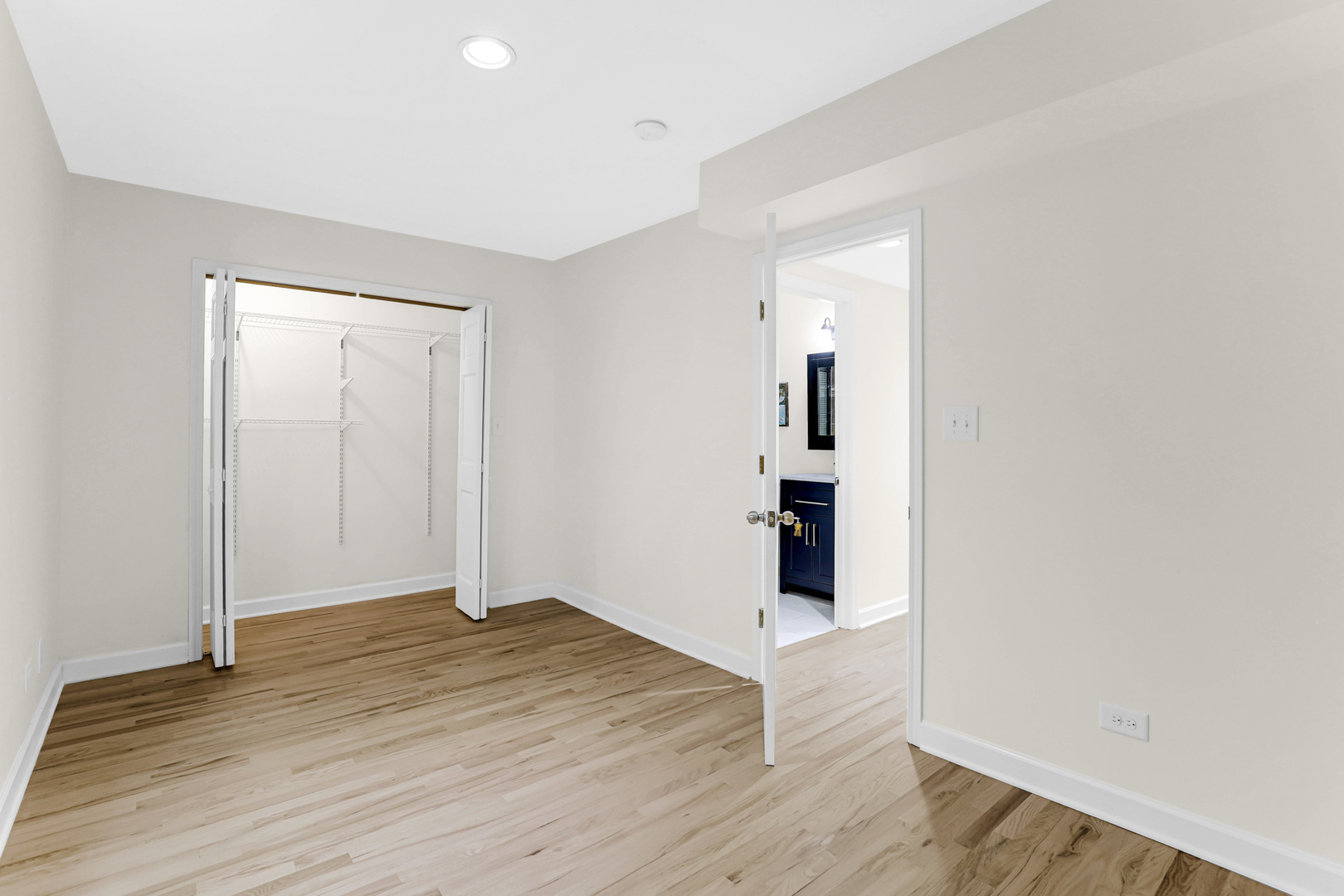 601 South Boulevard E Property Photo 17