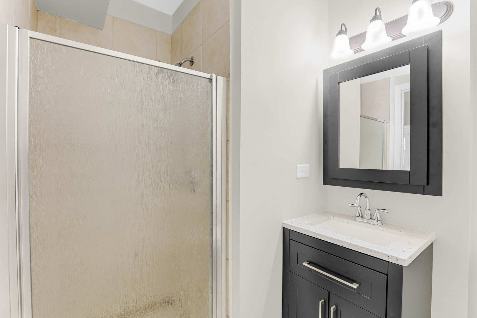 601 South Boulevard E Property Photo 21