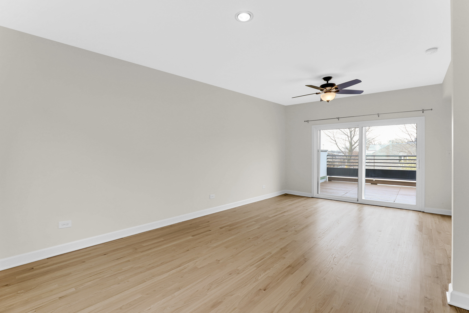 601 South Boulevard E Property Photo 23