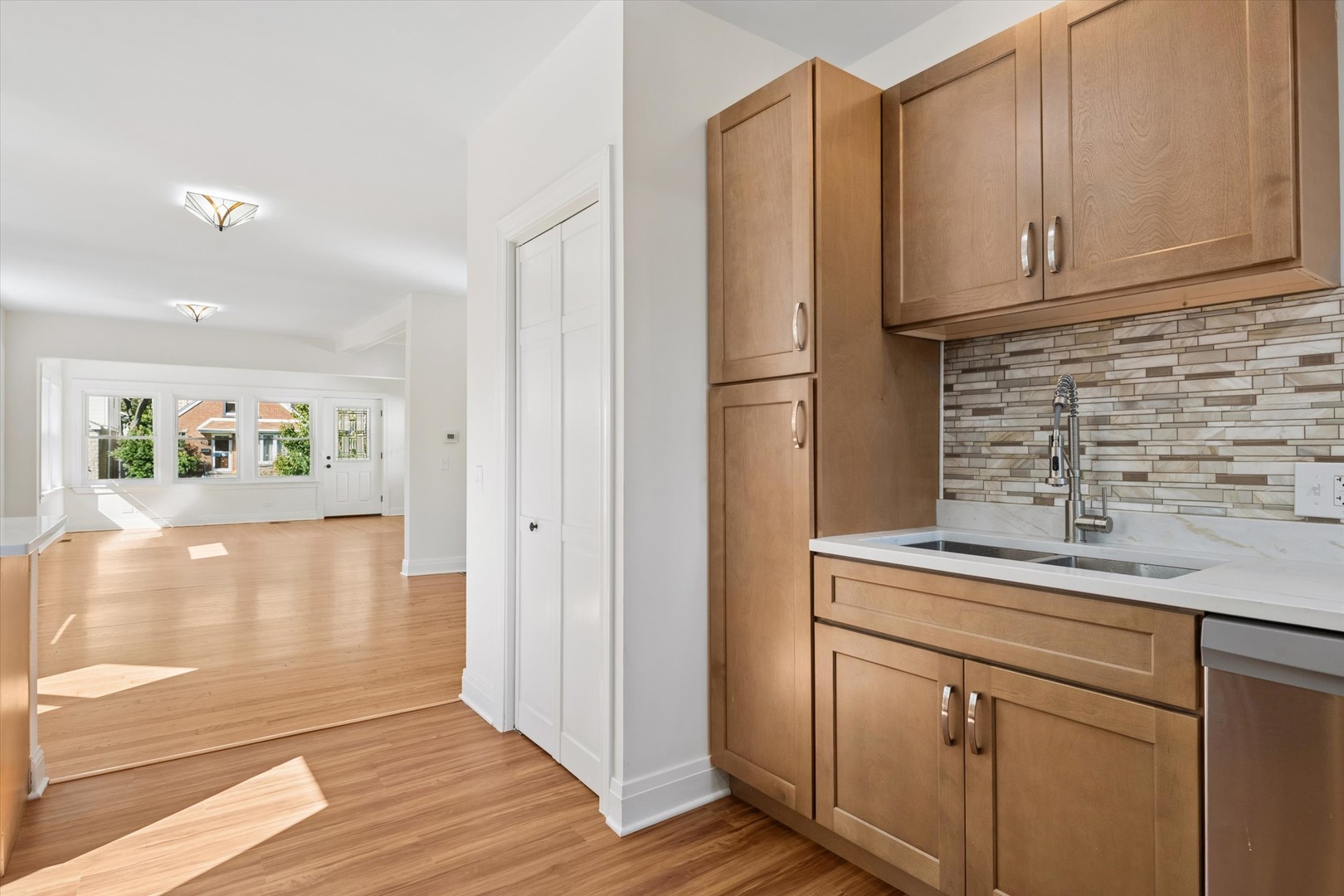 824 Lathrop Avenue Property Photo 12