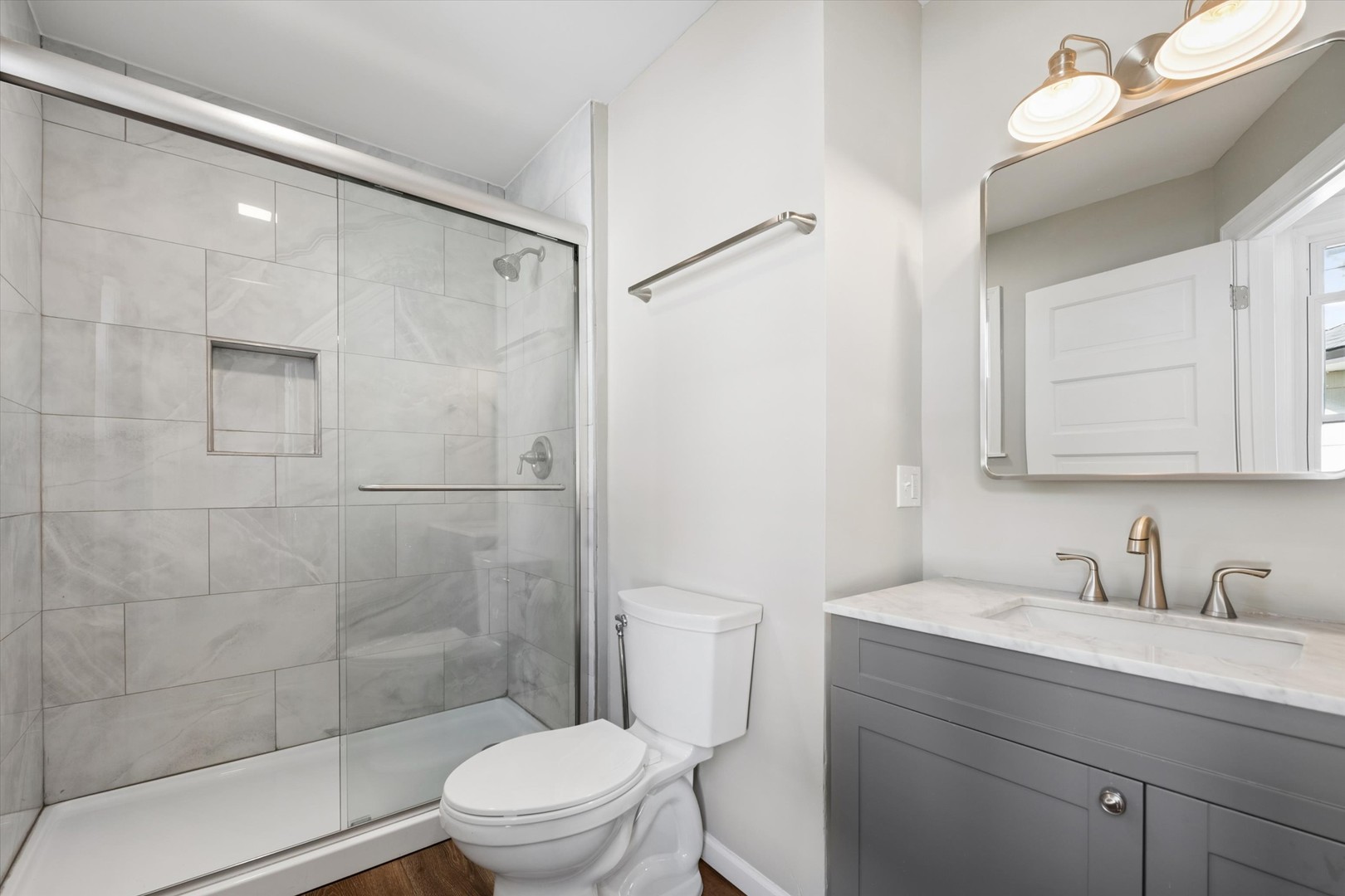 824 Lathrop Avenue Property Photo 13
