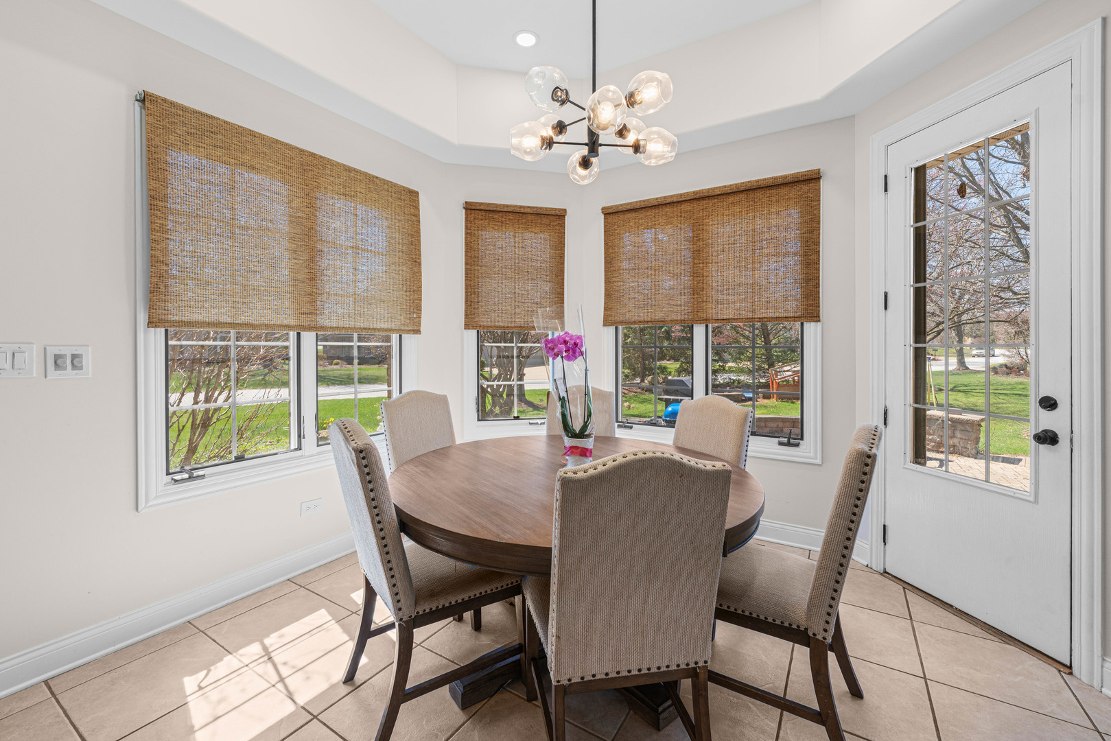 208 Sawgrass Drive Property Photo 8