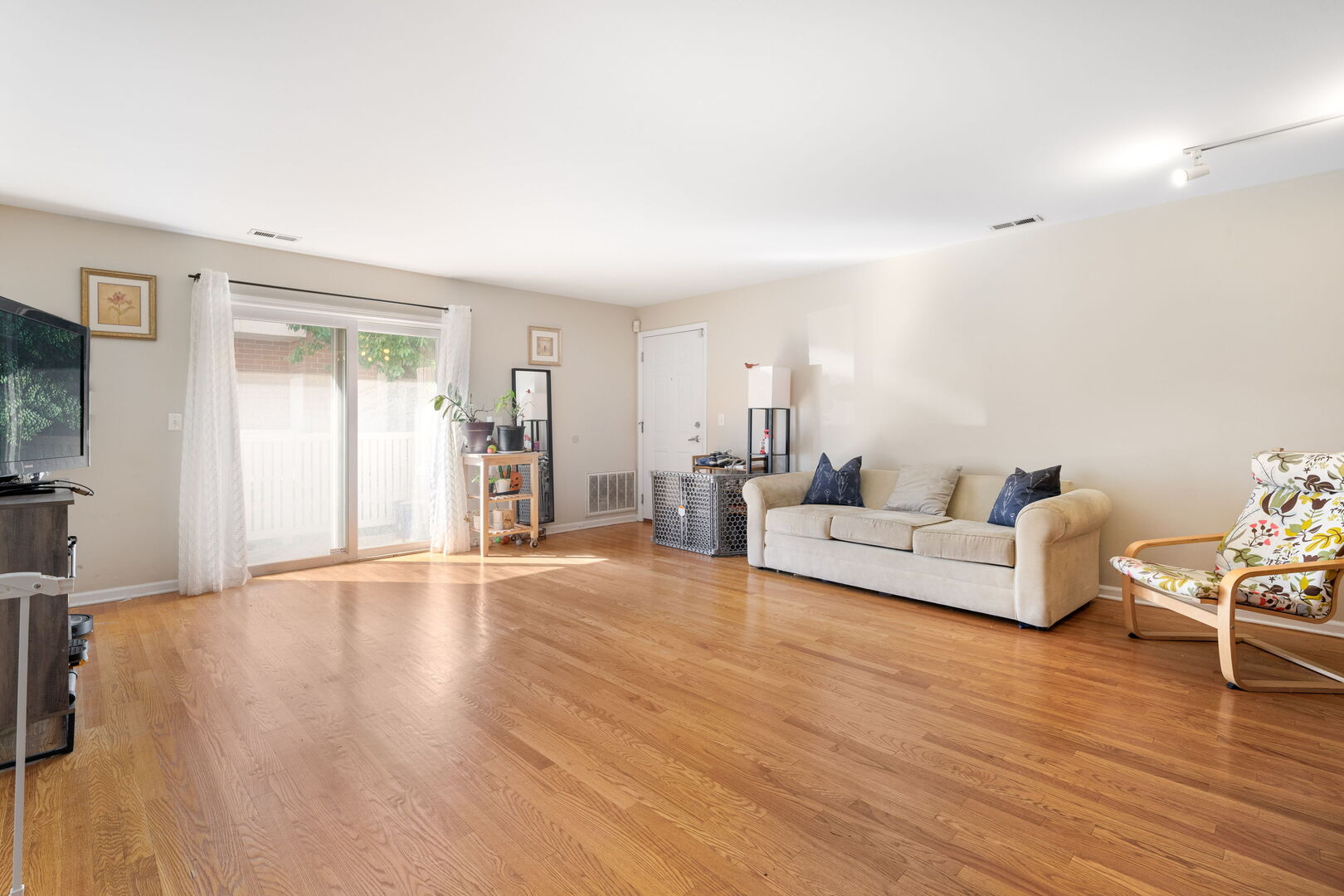 2845 N Harlem Avenue 1e Property Photo 8
