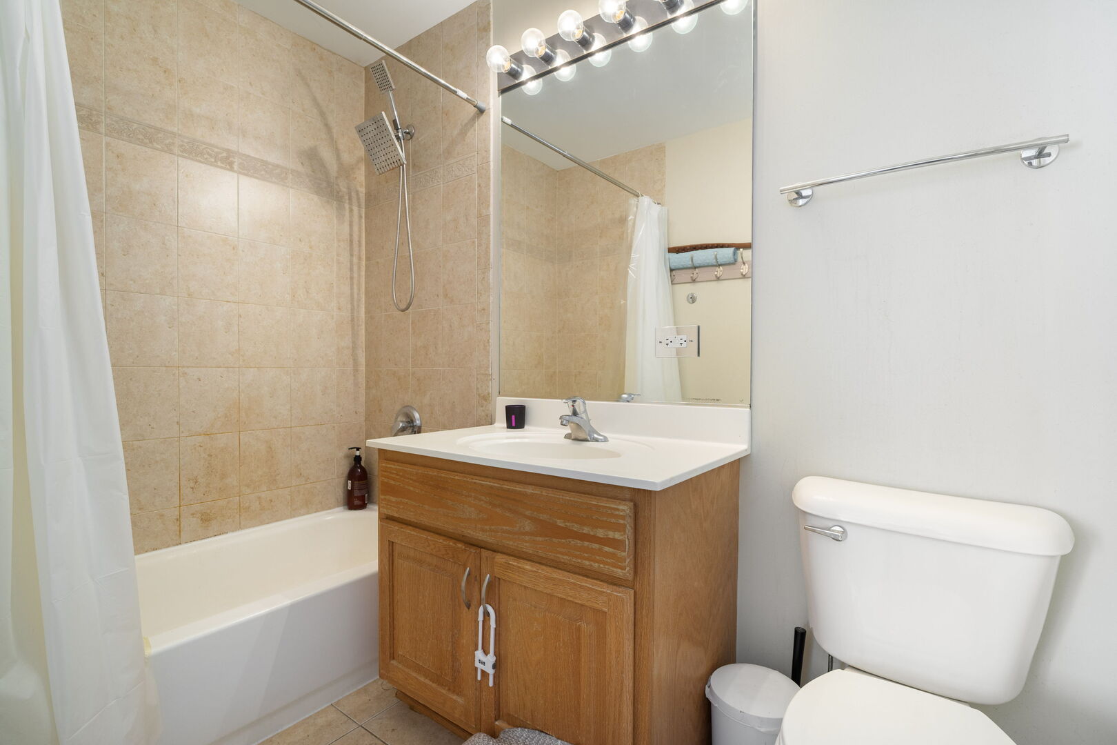2845 N Harlem Avenue 1e Property Photo 13