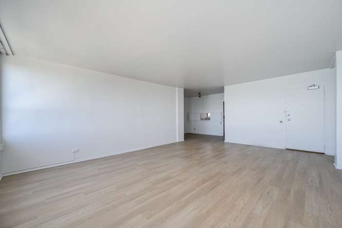 5530 S South Shore Drive 17b Property Photo 6