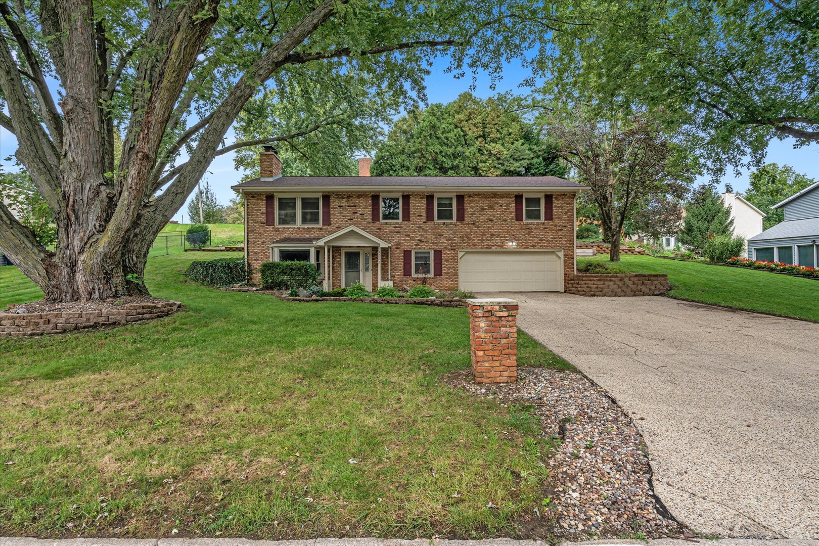 1522 25th Street Property Photo 2