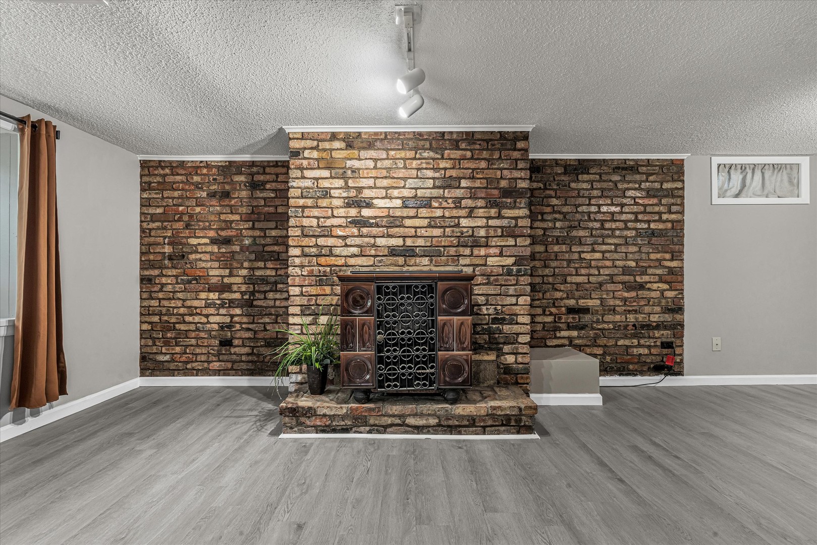 1522 25th Street Property Photo 55