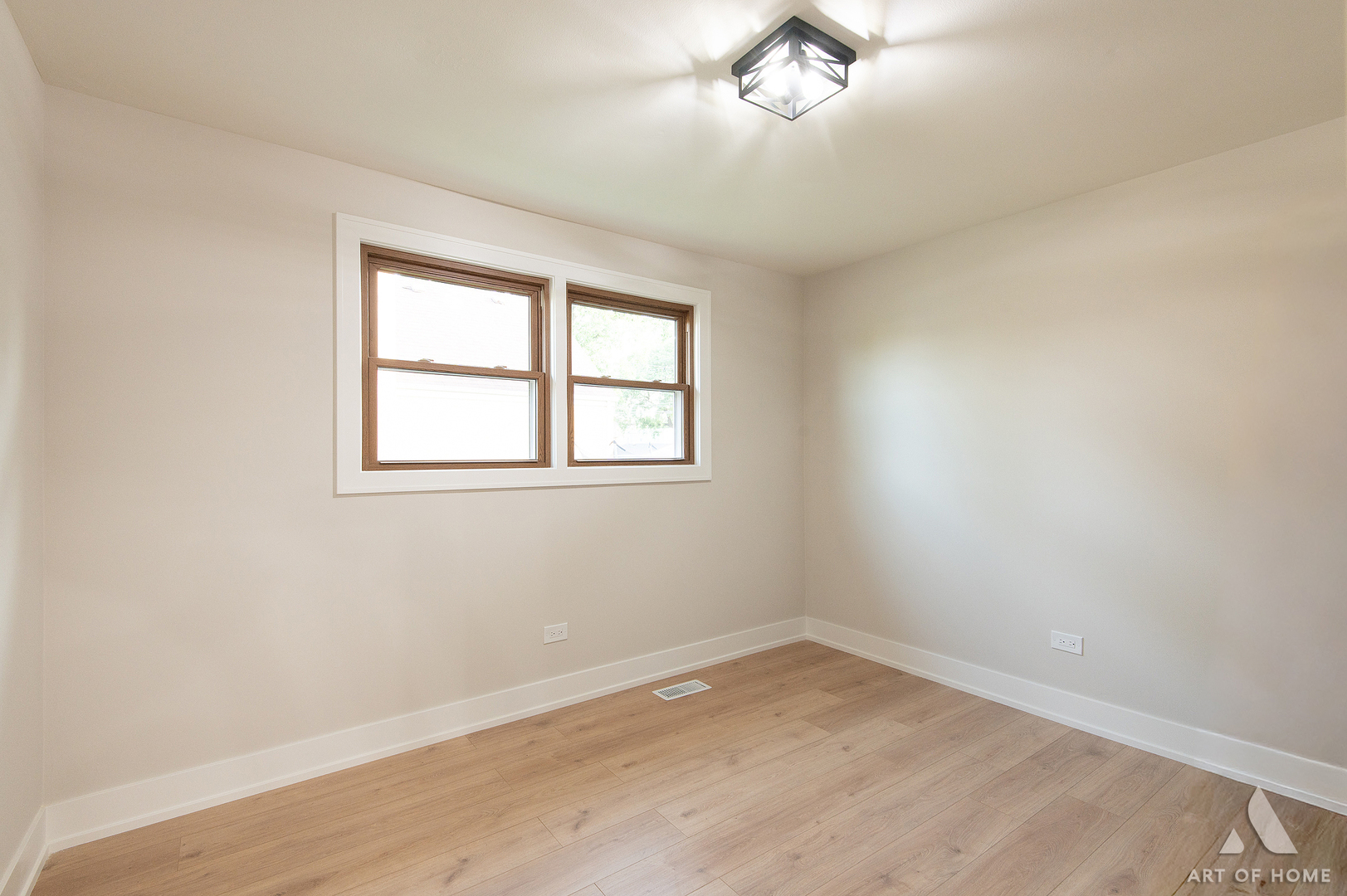 7816 Latrobe Avenue Property Photo 24