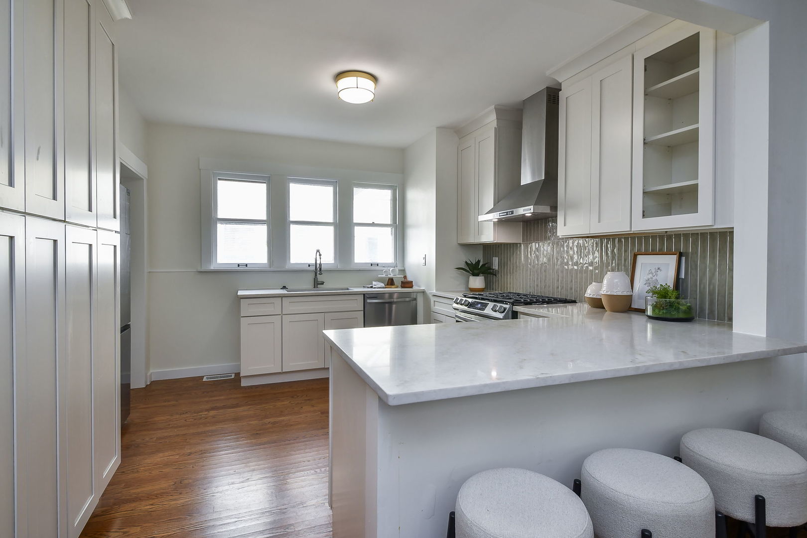 115 N Wright Street Property Photo 13