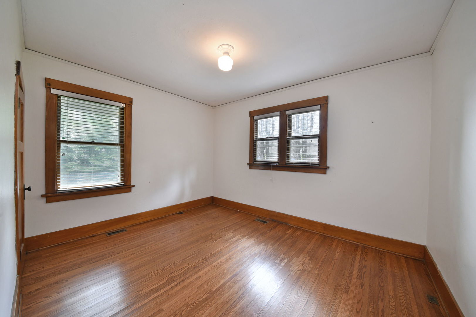 115 N Wright Street Property Photo 16