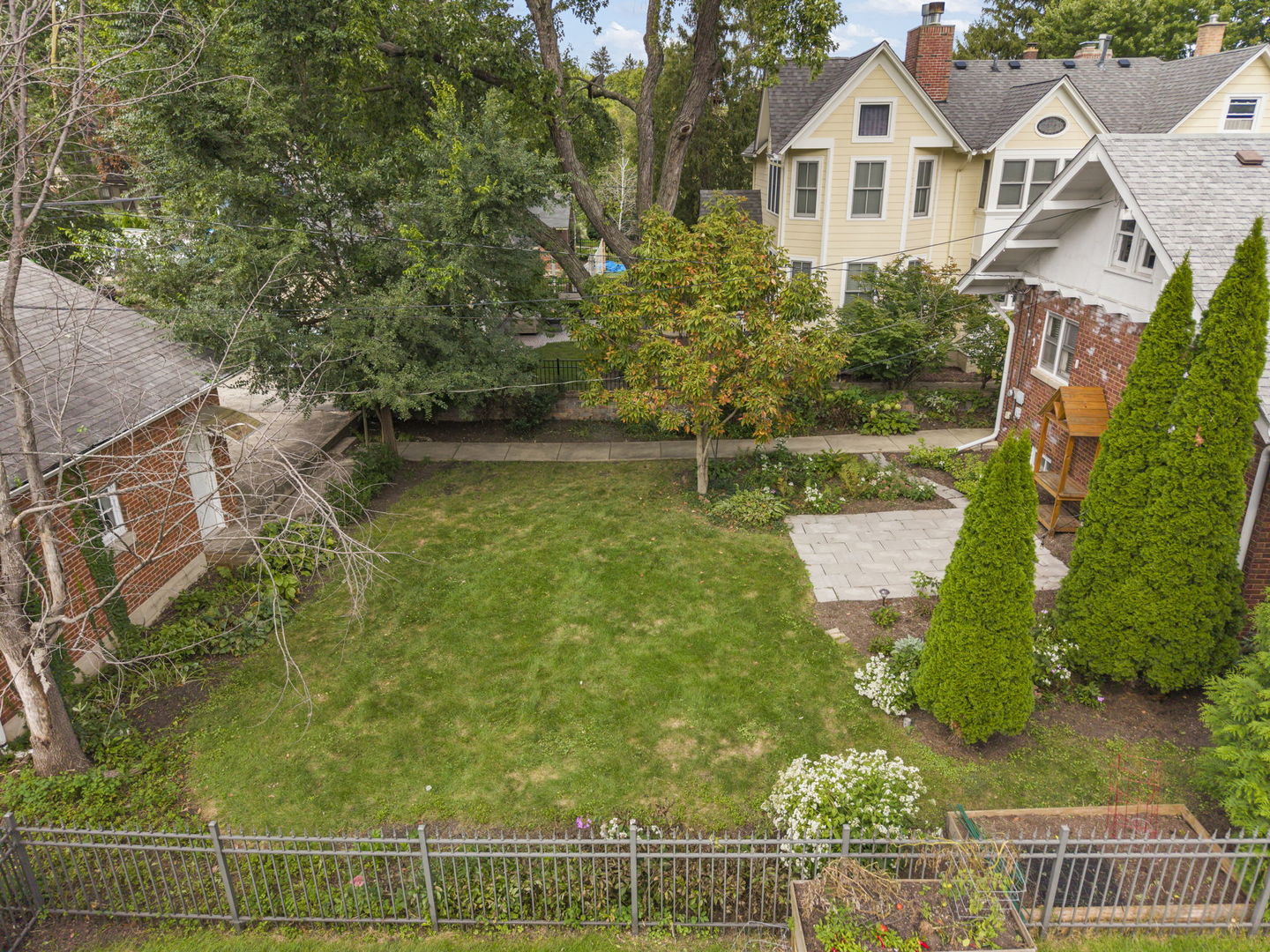 115 N Wright Street Property Photo 29