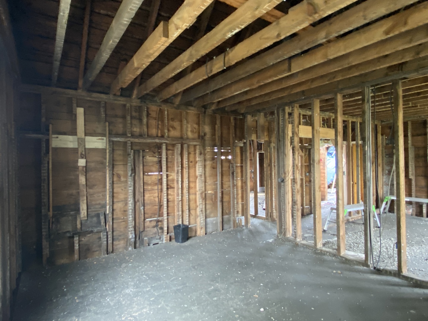 102 S Maple Street Property Photo 6
