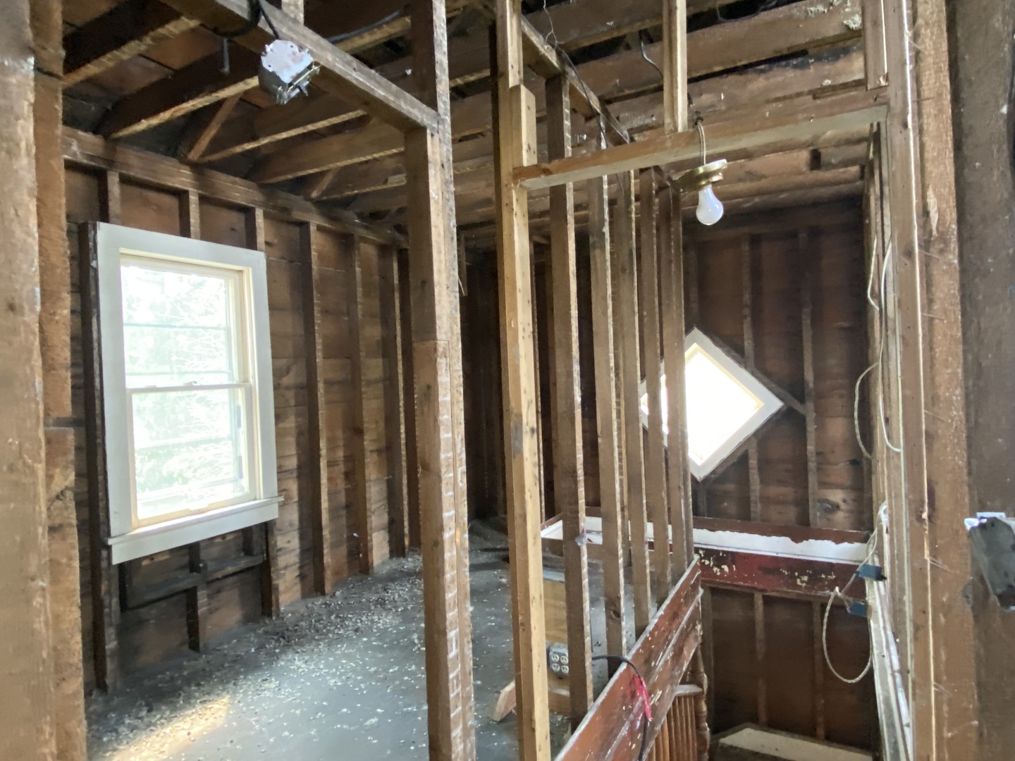 102 S Maple Street Property Photo 8