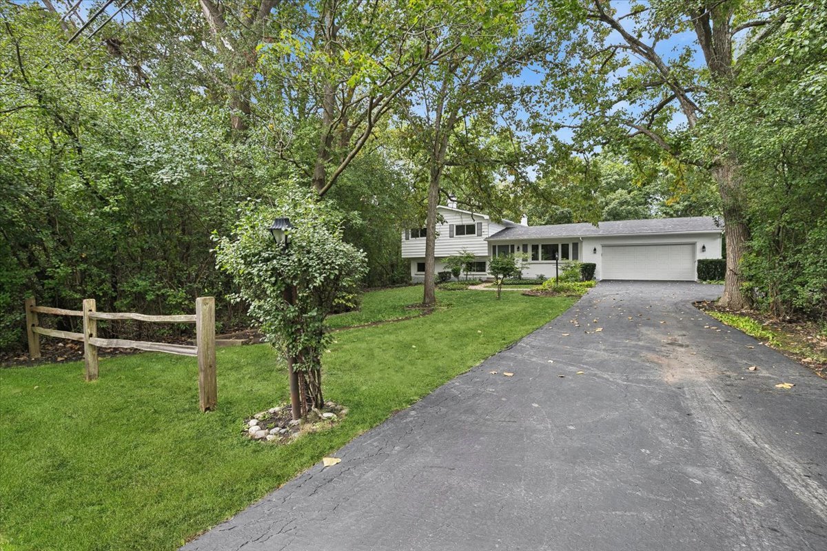 26890 N Longwood Road Property Photo 1