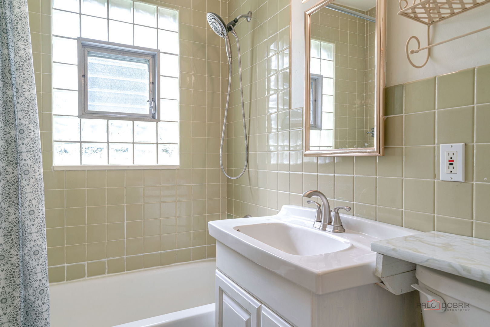 39152 N West End Drive Property Photo 8