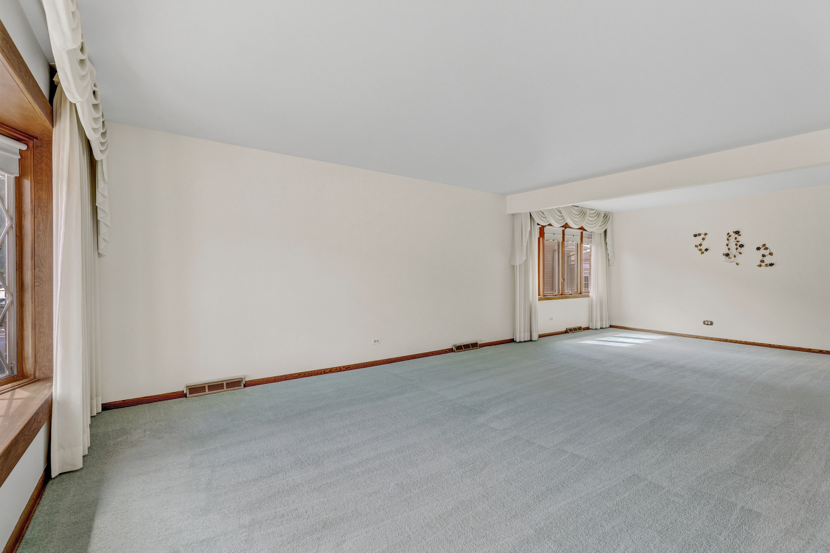 4734 N Maria Court Property Photo 5