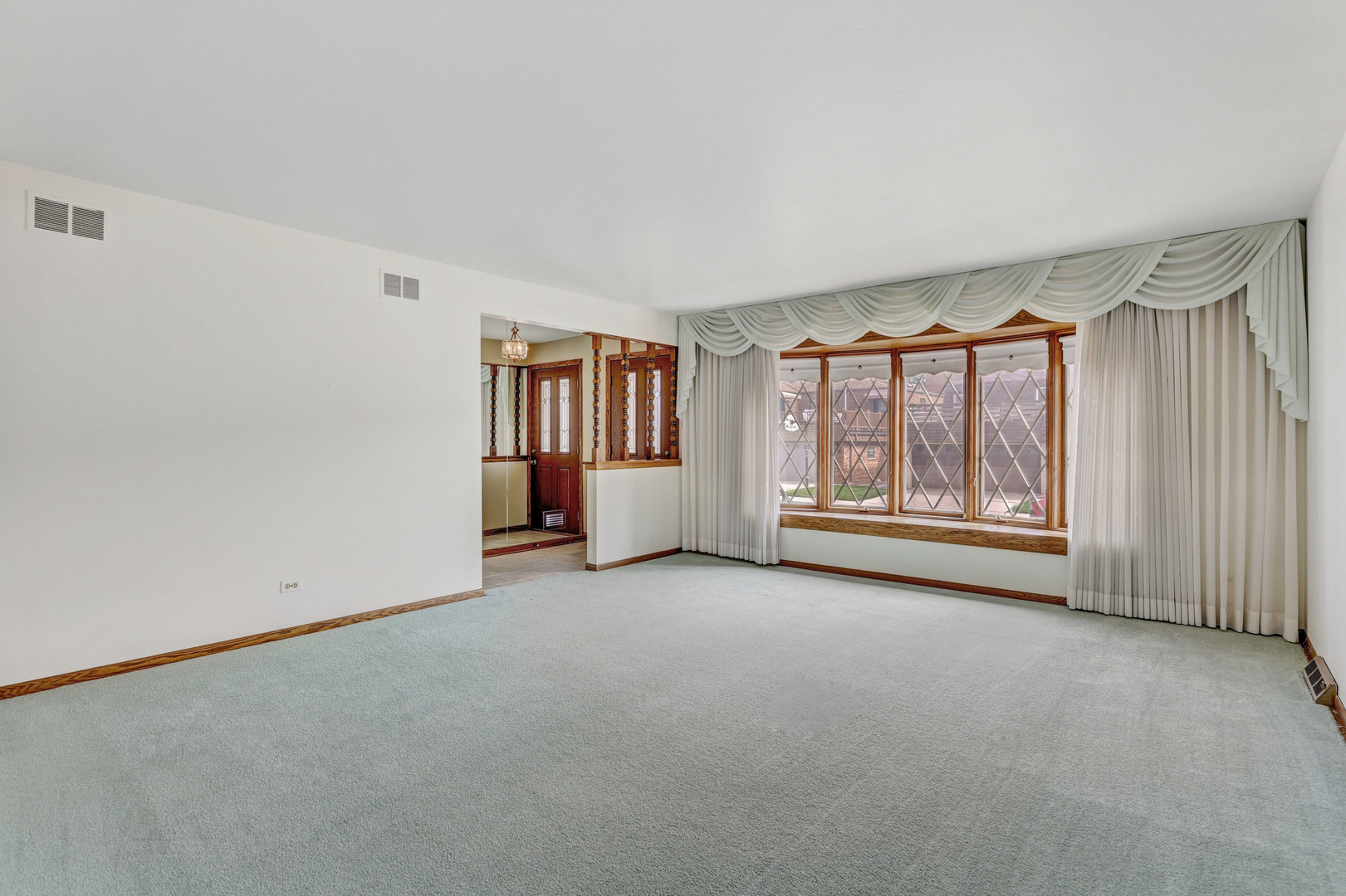 4734 N Maria Court Property Photo 7