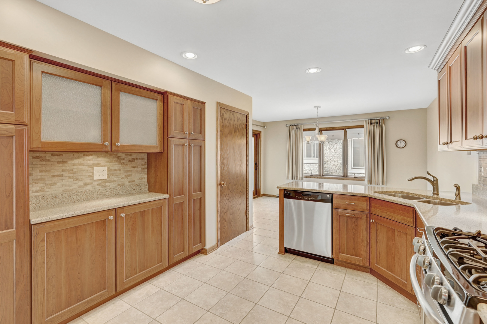 4734 N Maria Court Property Photo 9