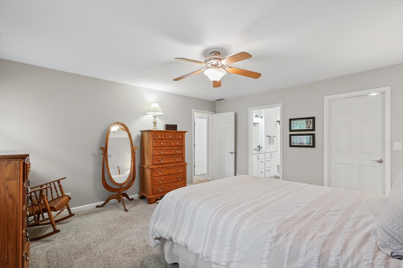 318 Gainesborough Court Property Photo 26
