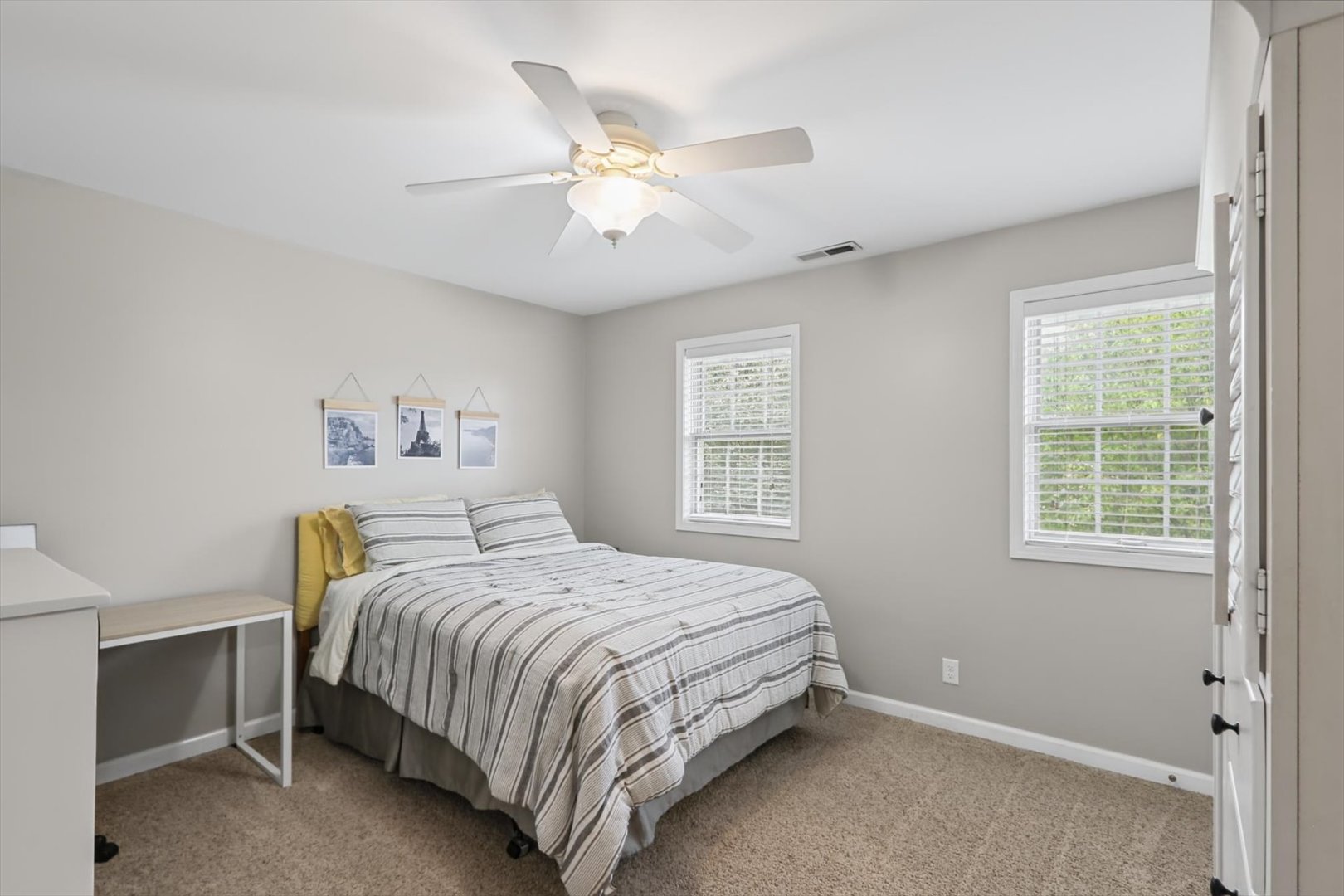 318 Gainesborough Court Property Photo 28