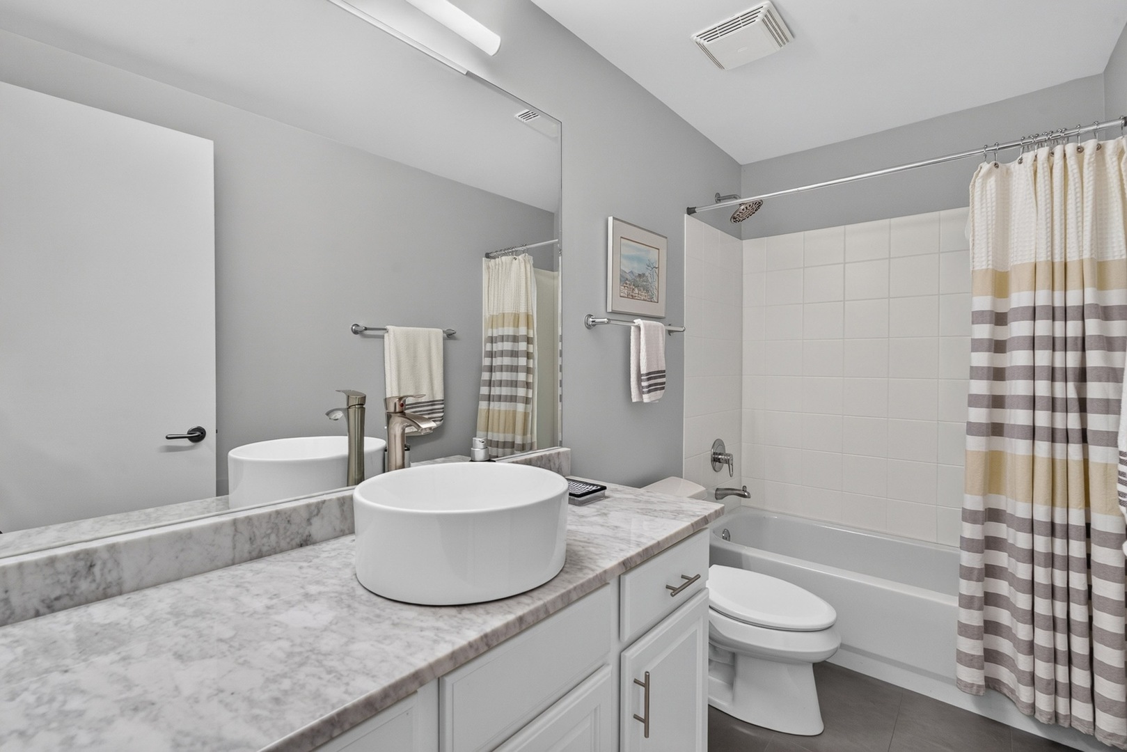 1741 W George Street Property Photo 22
