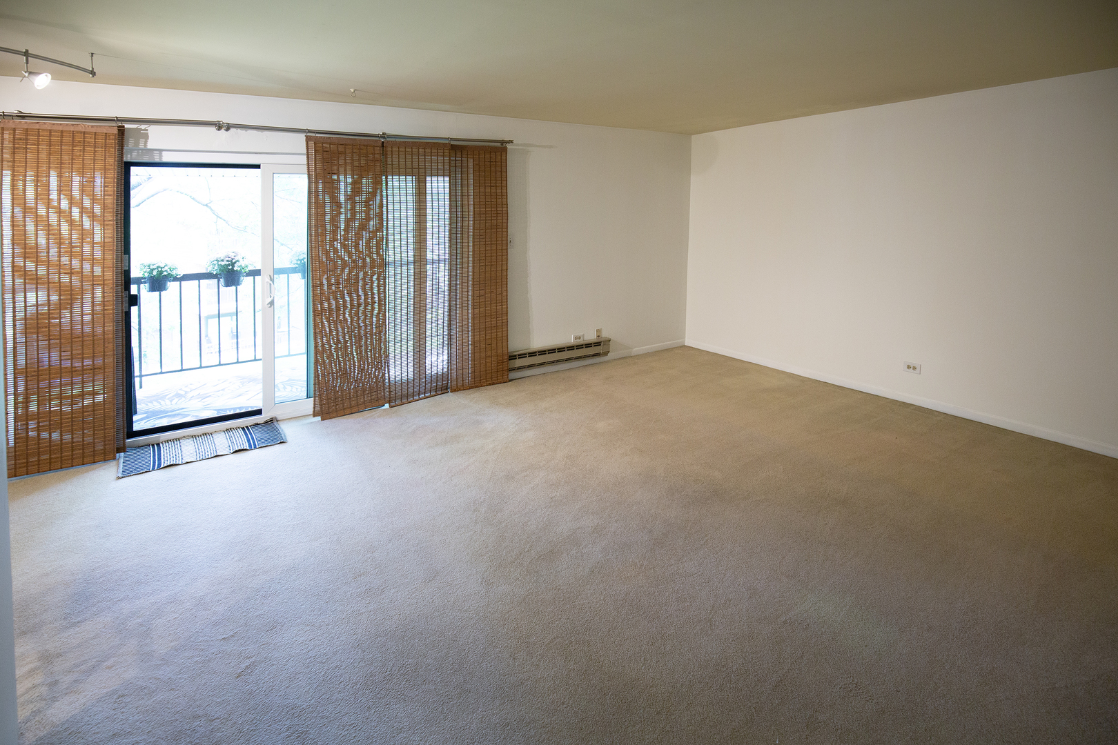 211 E Janata Avenue 3b Property Photo 9