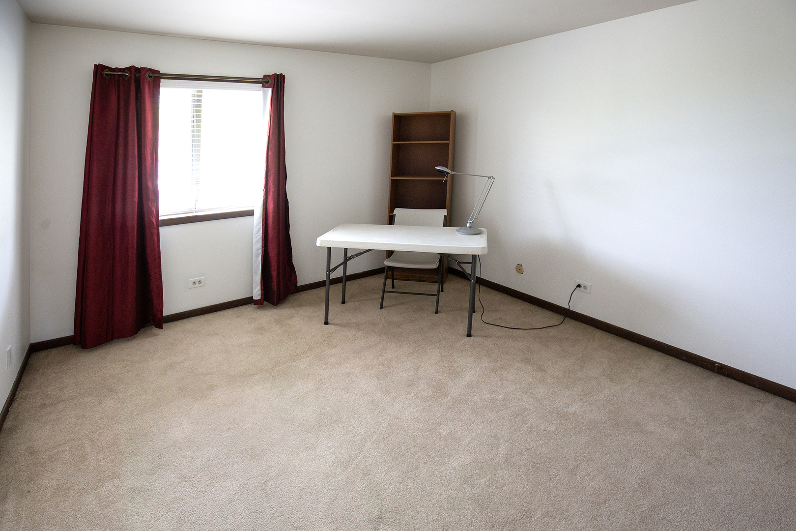 211 E Janata Avenue 3b Property Photo 28