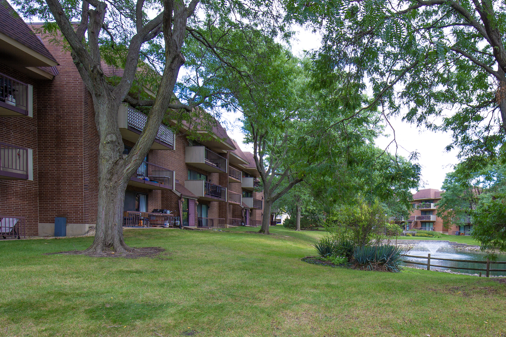 211 E Janata Avenue 3b Property Photo 35
