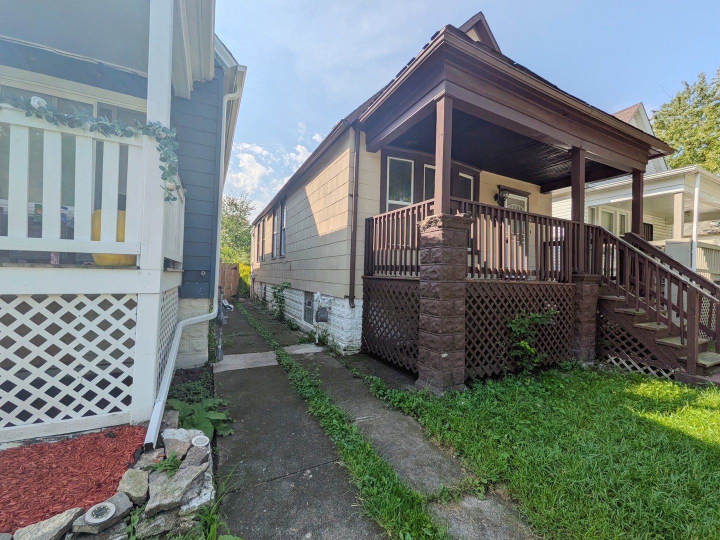 215 W 112th Place Property Photo 2