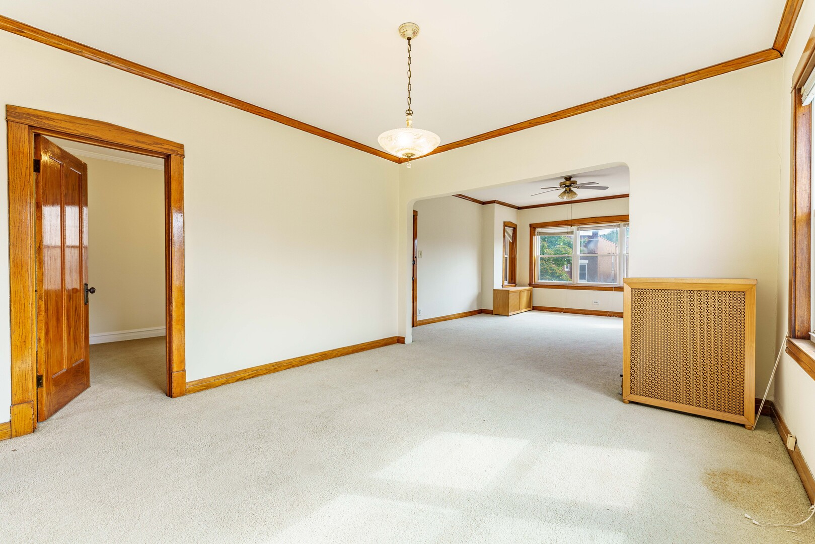 3614 N Troy Street Property Photo 5