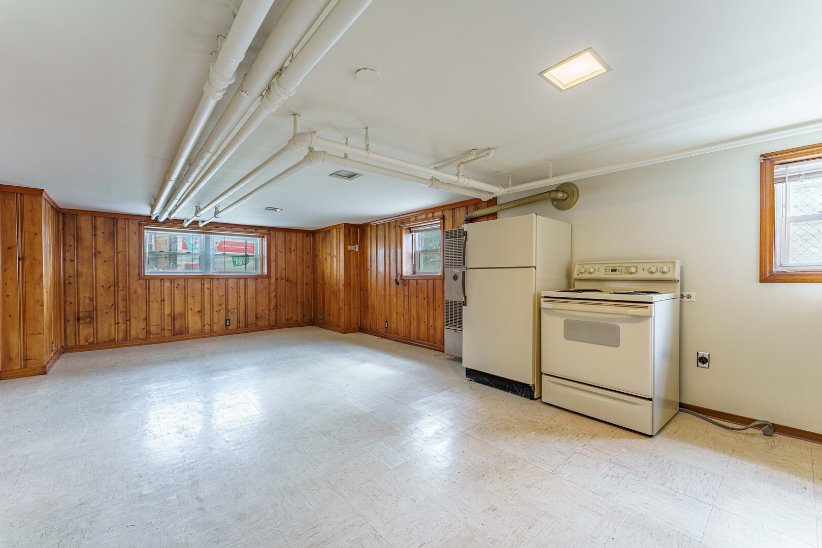 3614 N Troy Street Property Photo 31