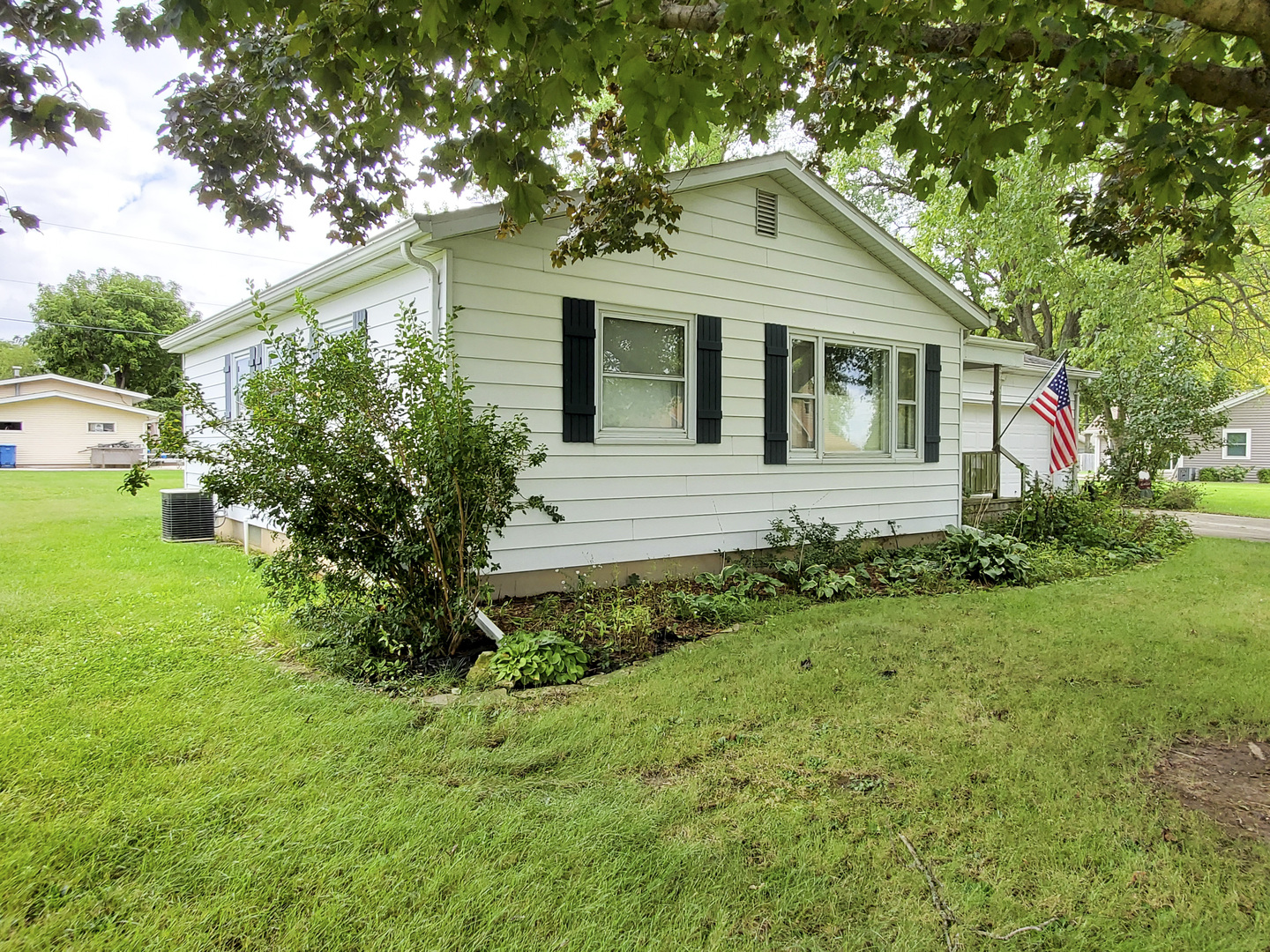 2893 E 777th Road Property Photo 13
