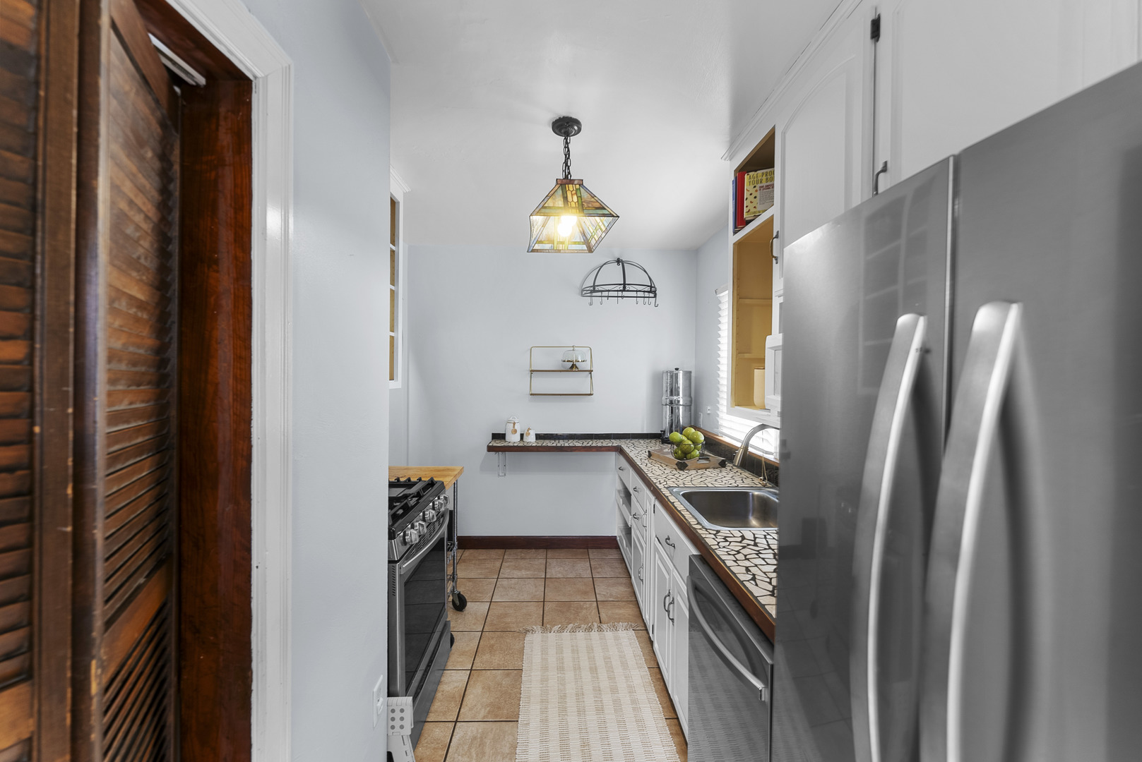 3106 Davenport Avenue Property Photo 8