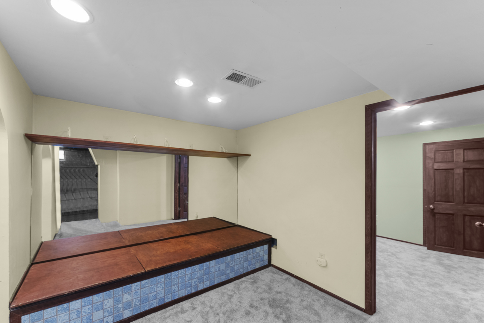 3106 Davenport Avenue Property Photo 20